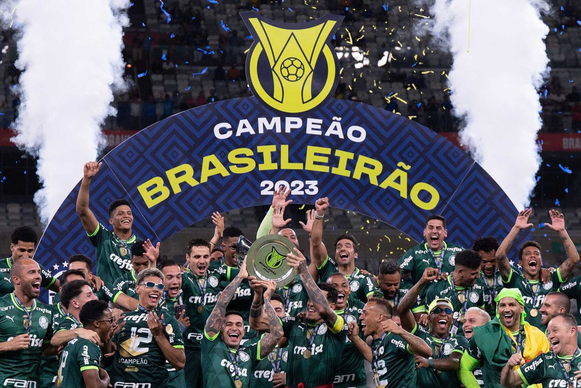 Palmeiras empata com Cruzeiro, mas sagra-se campeão do Brasileirão 2023